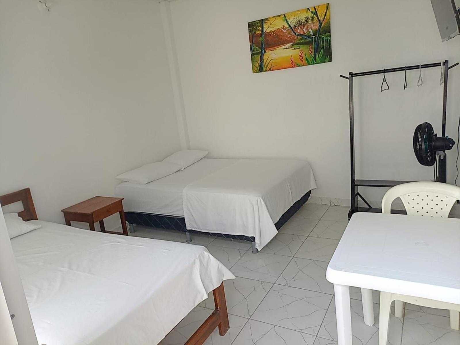 Hotel Heliconias 莱蒂西亚 外观 照片