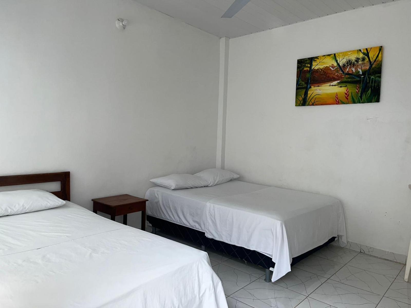 Hotel Heliconias 莱蒂西亚 外观 照片